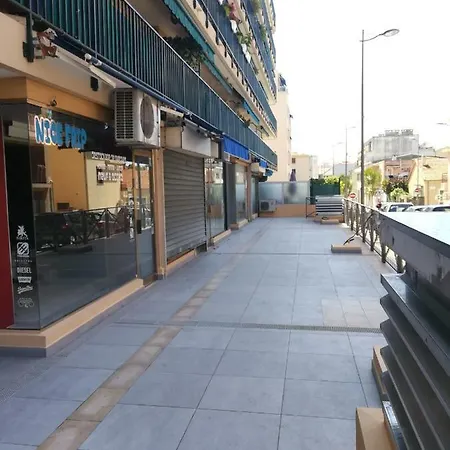 Le Stud アパート *