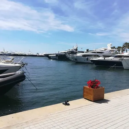 アパート Le Stud