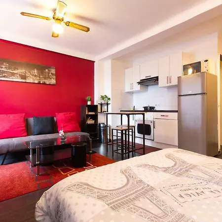 Le Stud アパート *